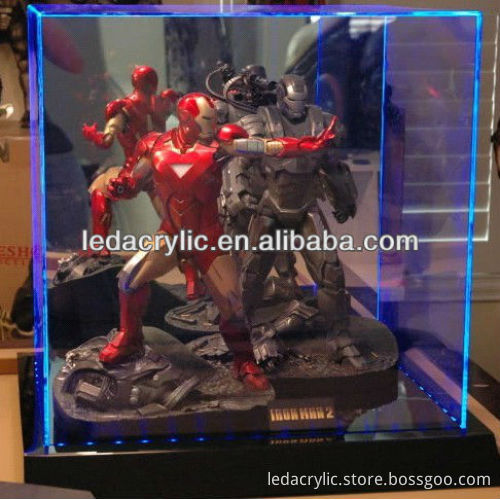 Lighted acrylic display case for 1/4 statues